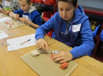 Abbildung 1 RoboFIT Schräger Roboter Workshop VS Atzgersdorf
