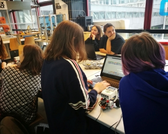 RoboFIT RoboRetter Workshop Laaerberg Gymnasium Abbildung 1 RoboFIT RoboRetter Workshop Laaerberg Gymnasium